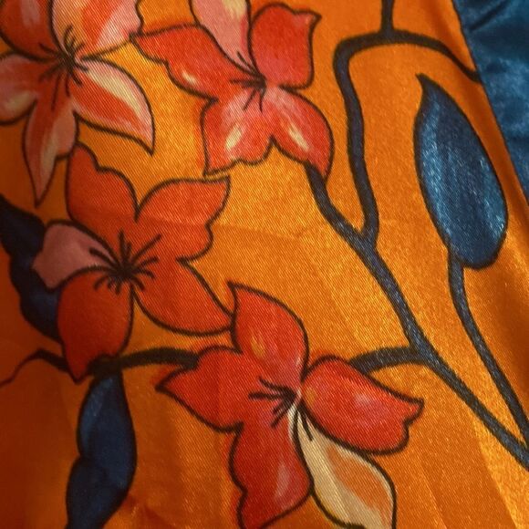 Midnight Velvet Floral Silky Robe Size XL - Picture 2 of 8